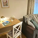 Old Town Rustic Elegance Apartment By The Livu And Dome Squares