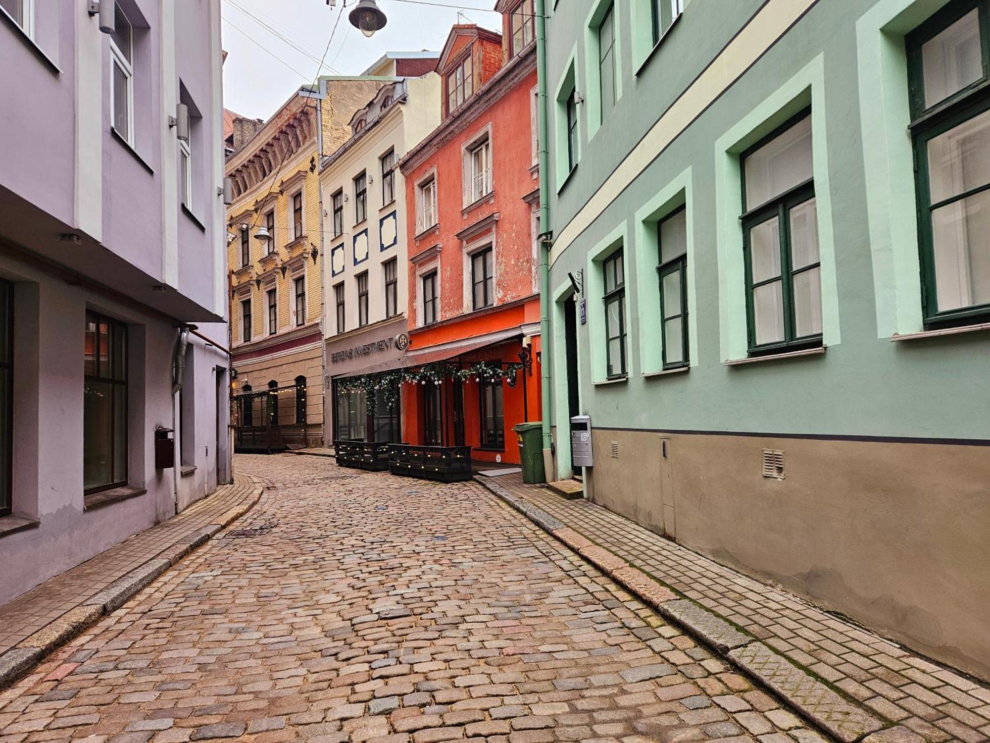Appartement Old Town Rustic Elegance By The Livu And Dome Squares